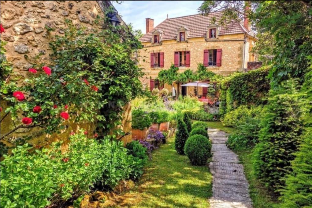 La Forge, Le Banquet Aux Eyzies Villa Les Eyzies Bagian luar foto